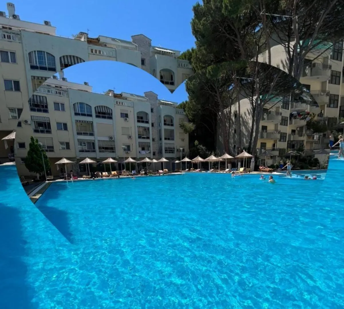 Klama Luxury Apartment Golem  Albania