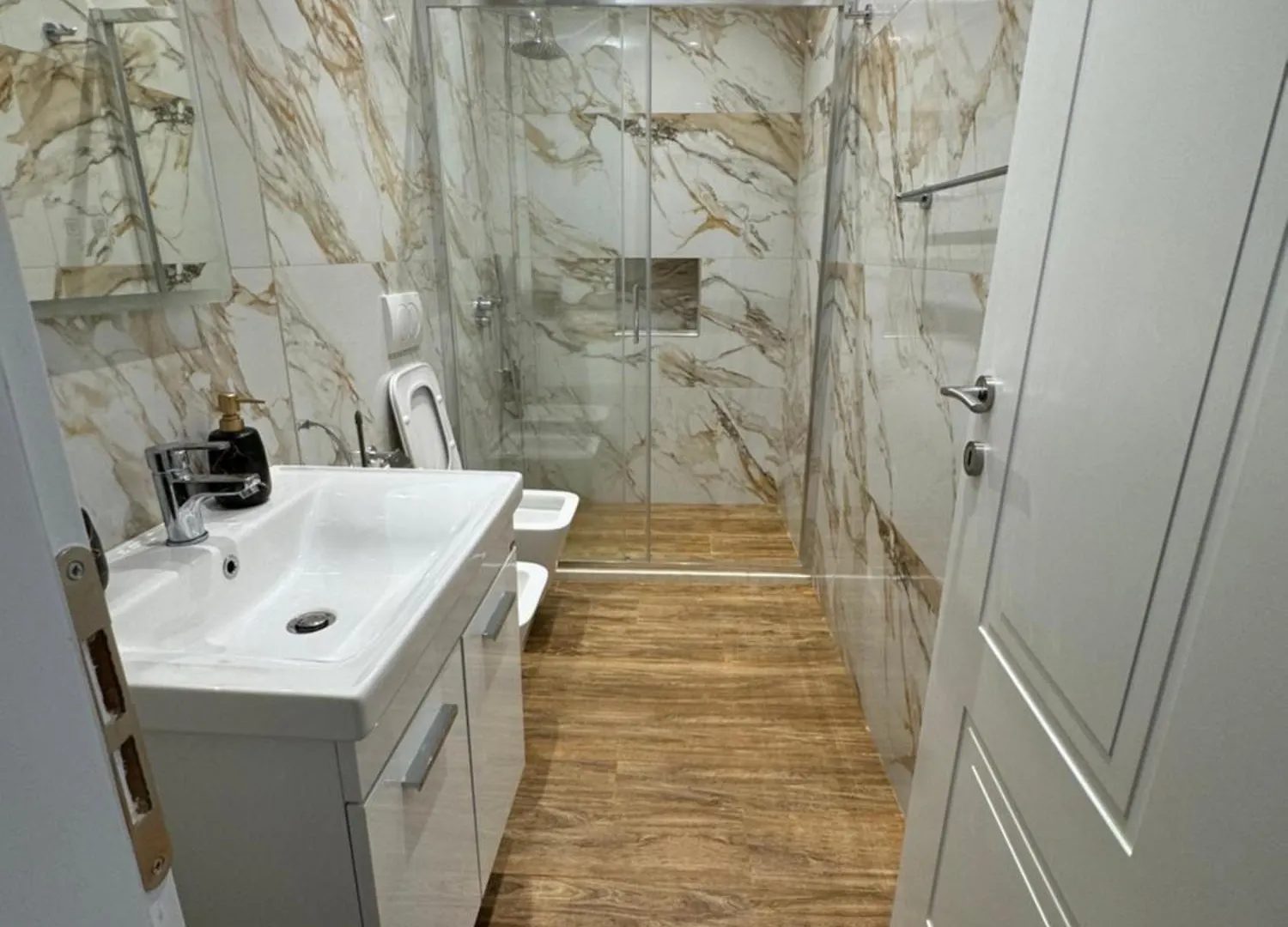 Klama Luxury Apartment Golem  Golem (Tirana)