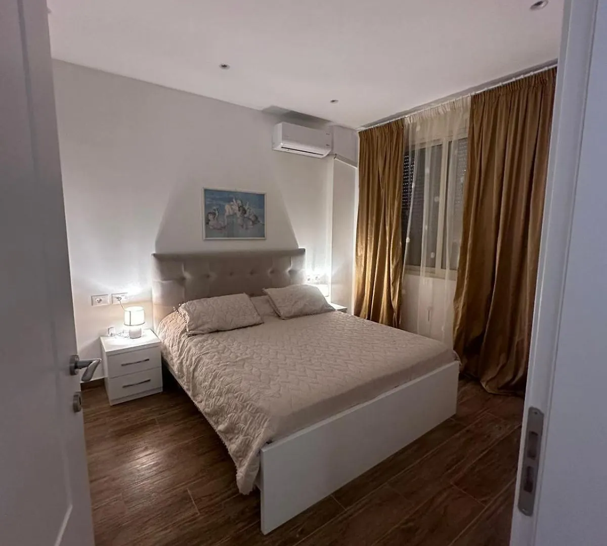 Klama Luxury Apartment Golem  Albania